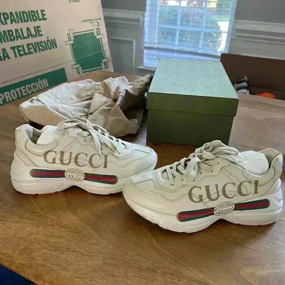 Gucci sneakers women size 8.5 - Picture 2 of 4